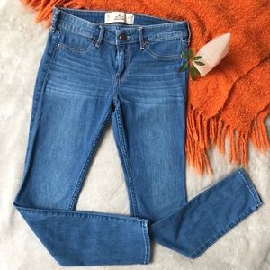 Hollister Medium Wash Jean Legginng